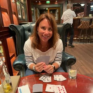 Meet your Posher, Lisa